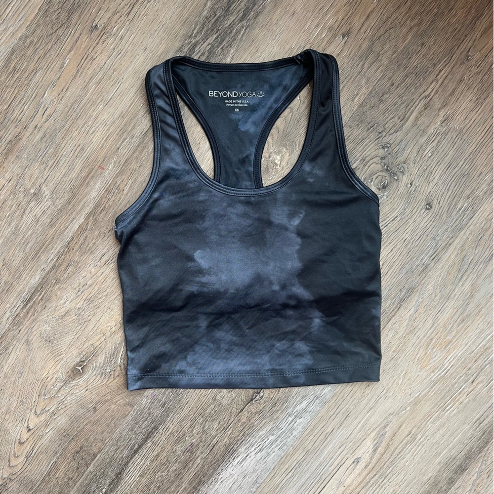 Beyond Yoga tie dye long line sports bra / crop top
